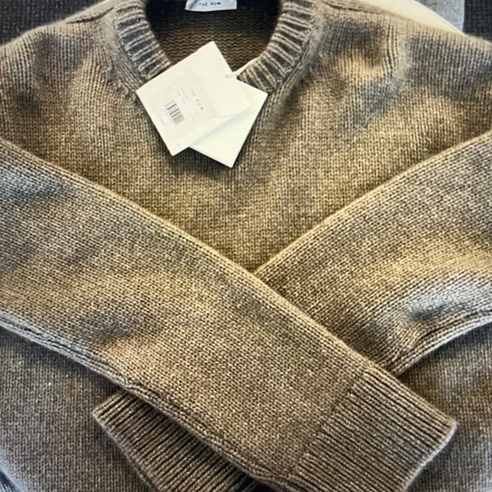 The Row Cashmere Mohair Sweater - Picture 6 of 6